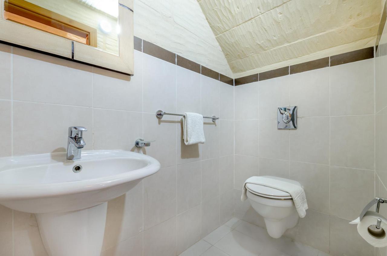 A Popular Pet Friendly Villa With A Pool, Gozo Шаара Экстерьер фото