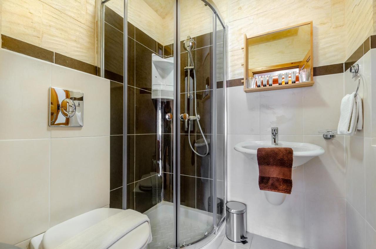 A Popular Pet Friendly Villa With A Pool, Gozo Шаара Экстерьер фото